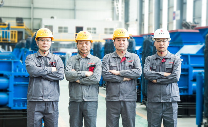 破碎篩分設(shè)備生產(chǎn)中心