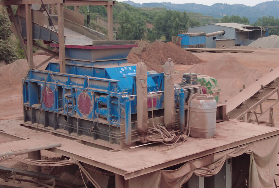 時產(chǎn)100噸制砂生產(chǎn)線 1210對輥制砂機 液壓對輥制砂機