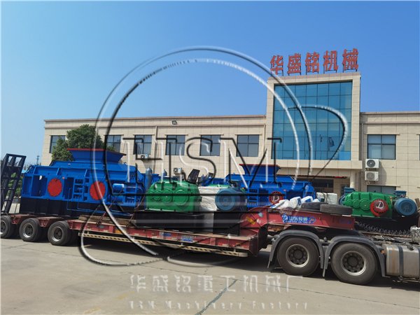 兩臺(tái)1810型液壓對輥制砂機(jī)發(fā)往河北秦皇島